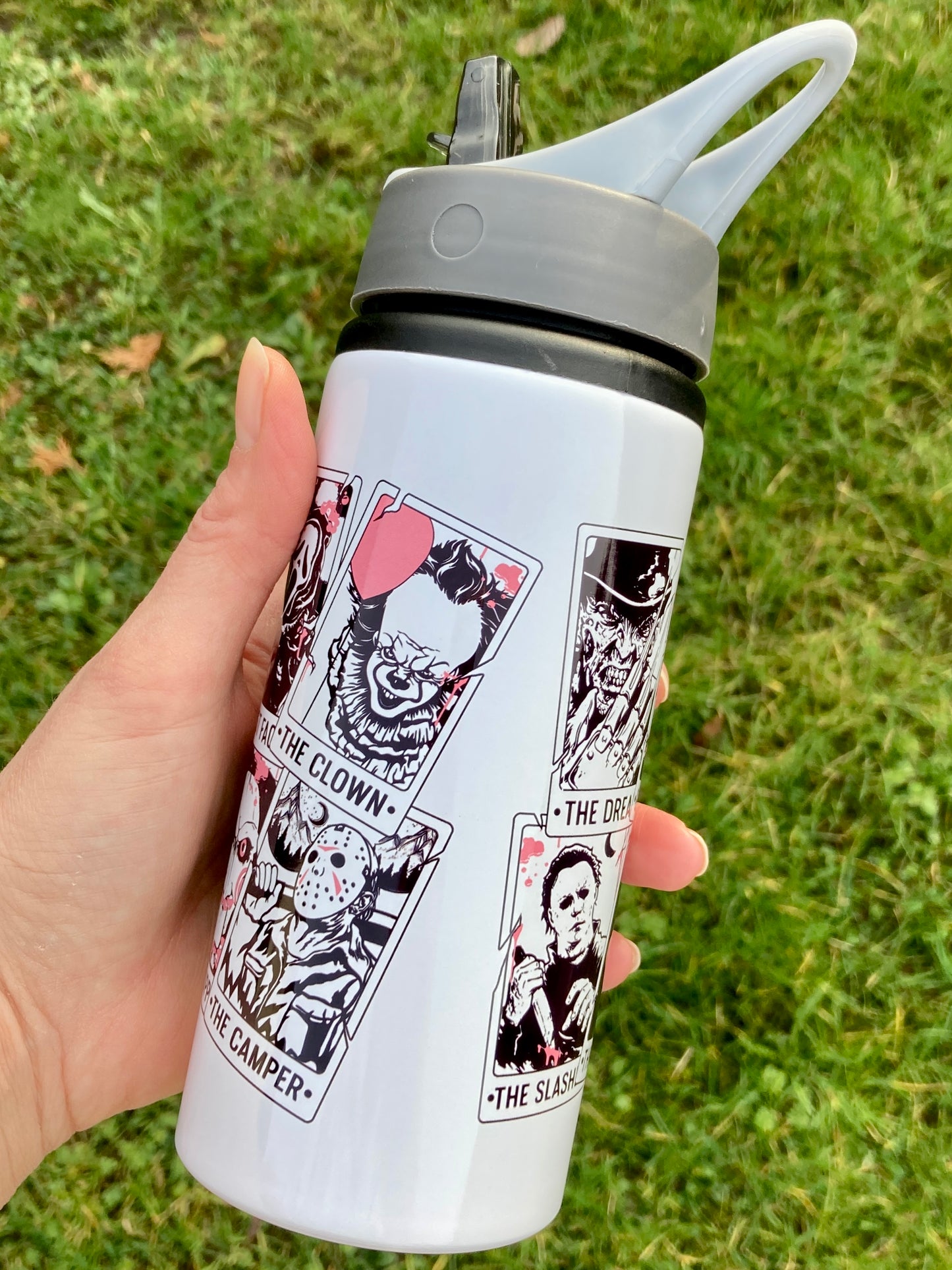 Horror movie villains - Pink tarot - water bottle 600ml