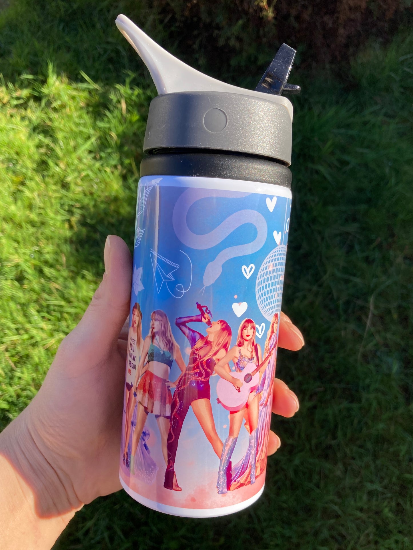 TS Blue Eras outfits water bottle 600ml