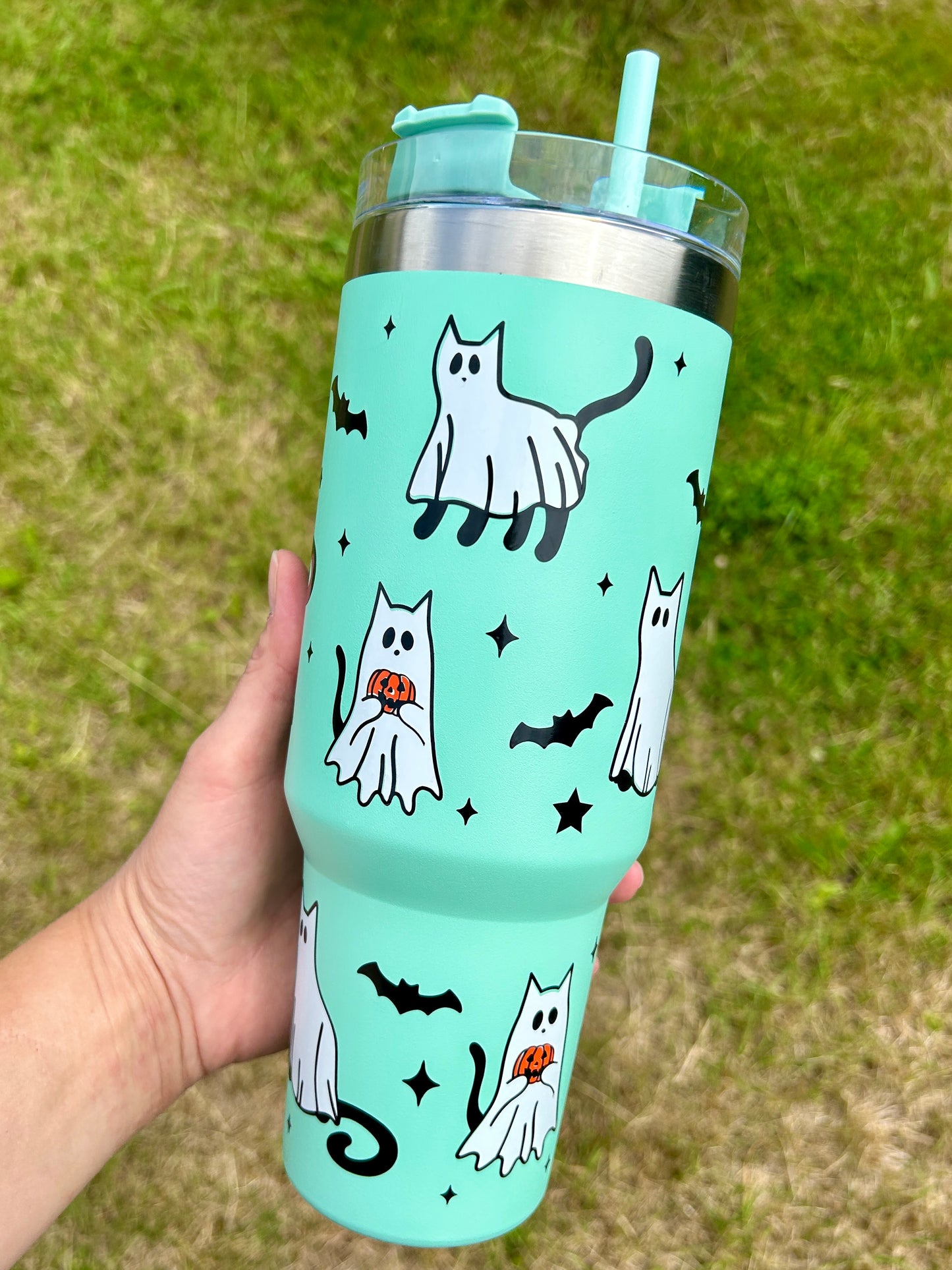 Ghost cats & bats - Mint green - 40oz tumbler